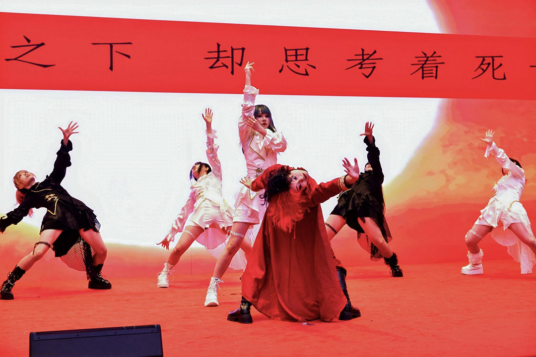 2026 ChinaJoy舞艺超群-全国舞团盛典上海赛区圆满落幕 https://cms3.chinajoy.net/157/upload/resources/image/102046.jpg?token=Bearer eyJhbGciOiJIUzUxMiJ9.eyJpc3MiOiJlY2hpc2FuIiwic3ViIjoie1wiY2xpZW50XCI6XCJXRUJcIixcInR5cGVcIjpcIlVTRVJcIixcIm5hbWVcIjpcInVzZXIyX2FwaVwiLFwic2lnbmF0dXJlXCI6bnVsbCxcImV4cGlyZXNfaW5cIjoxODAwMDAwMH0iLCJpYXQiOjE3NzgxMTc3OTcsImV4cCI6MTc3ODEzNTc5N30.8ET2f1V4J9UTAY4semyiOq2qQBuAMVqI7IqeY_iXS4MIZcNvVyctE6QyIZCP1hJXJgYwWAotkgv5sXry0xYjEQ